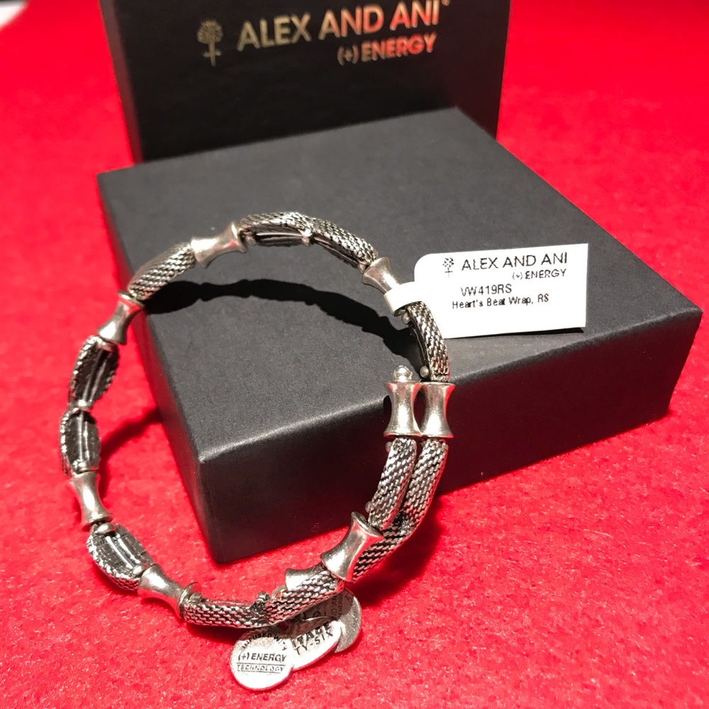 Vintage 66 Hearts Beat Wrap Silver by Alex & Ani